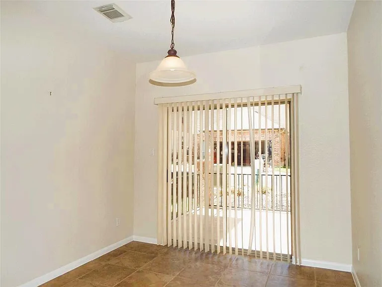 11400 W Parmer Ln #27 — Photo 7