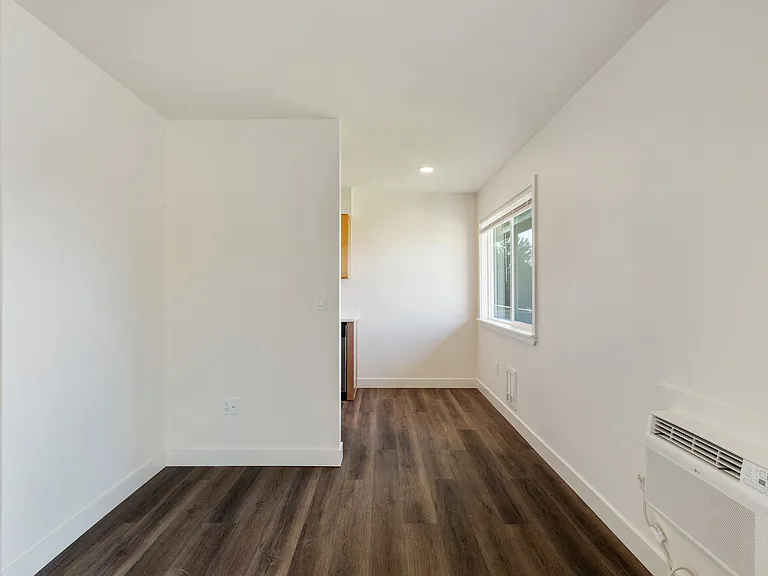 2x1 R Living Room