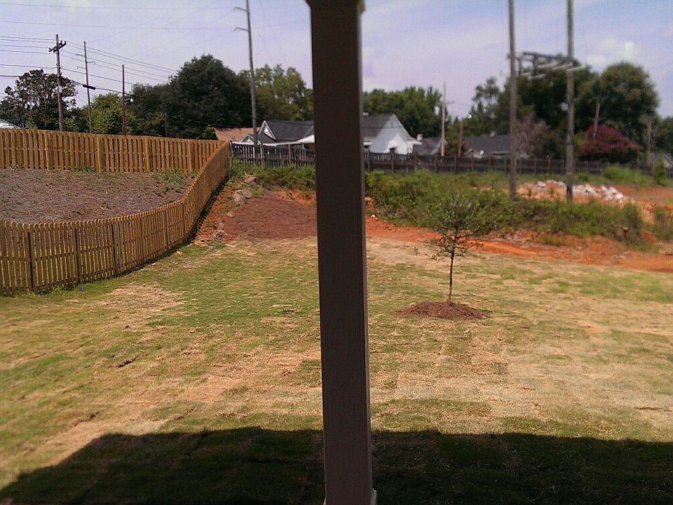 2nd image of 27 River Valley Ln