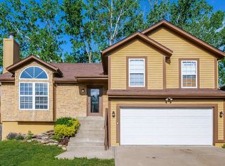 11196 Penrose St, Olathe, KS 66061