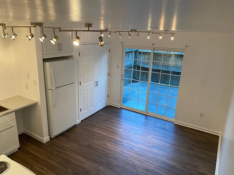 400 Connecticut Ave #4 — Photo 5