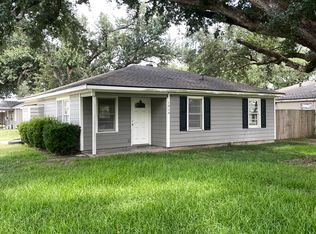 1914 Thorn Rd, Lake Charles, LA 70605
