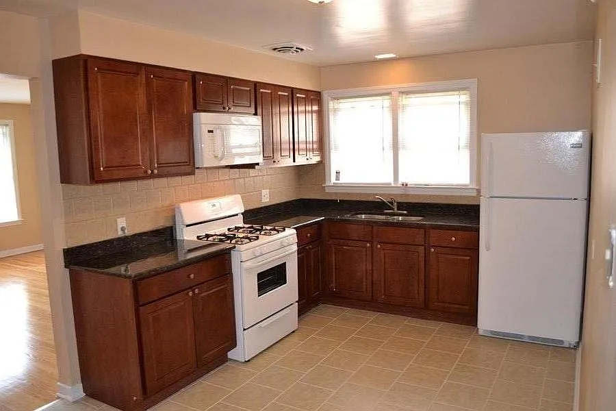 8930 Bronx Avenue — Photo 2