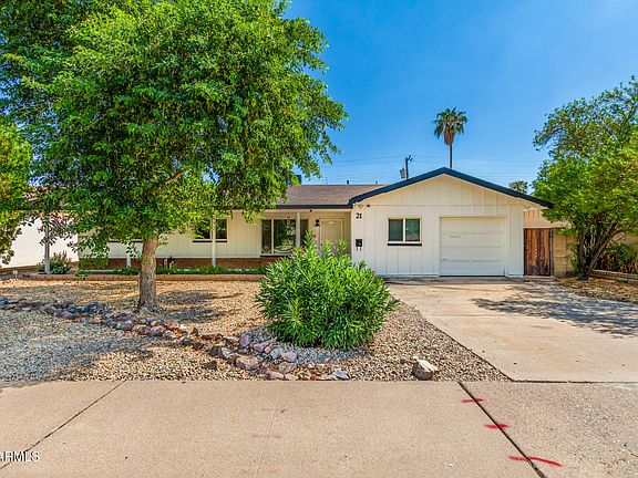 2nd image of 21 E ALAMEDA Drive