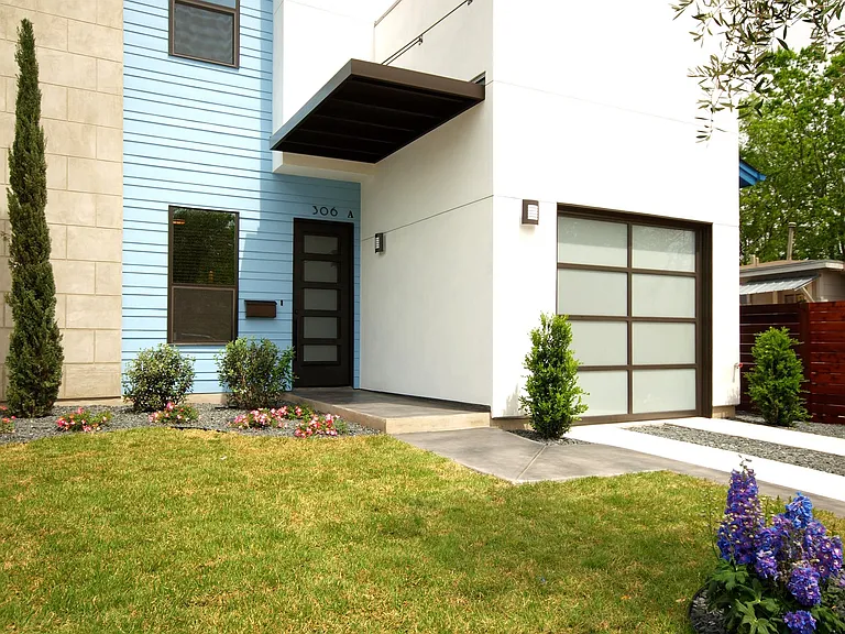 306 Franklin Blvd — Photo 17