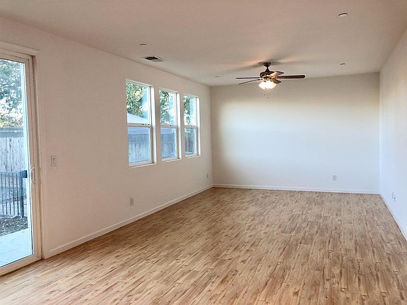 2nd image of 8615 Forte St