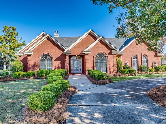 2nd image of 1825 Brookstone Dr