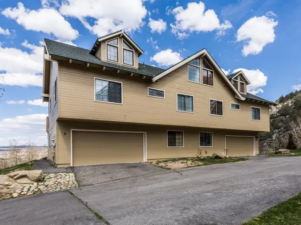 117 Lake Manor Pl Unit 9, Crowley Lake, CA 93546