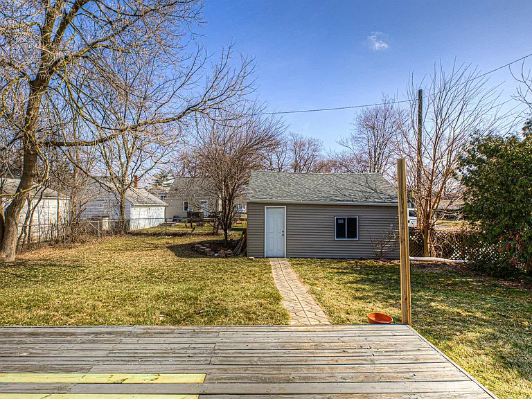 2618 Phillips Ave — Photo 24