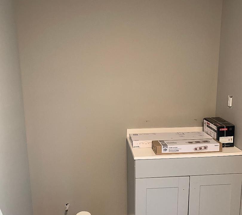 Half bath/laundry room off of kitchen