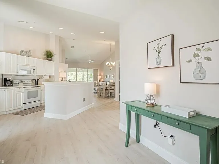 5090 Cedar Springs Dr #204 — Photo 3