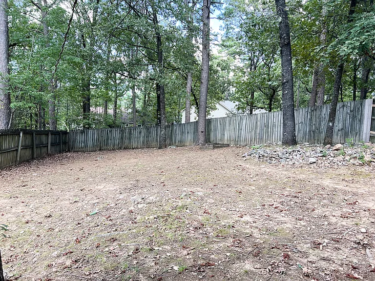 816 Cedar Ridge Dr — Photo 29