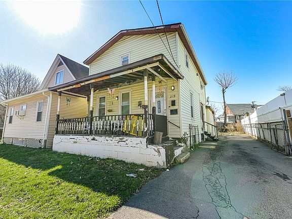 2nd image of 219 Hebard St