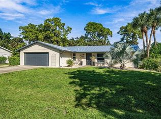 2265 Outrigger LN, NAPLES, FL 34104