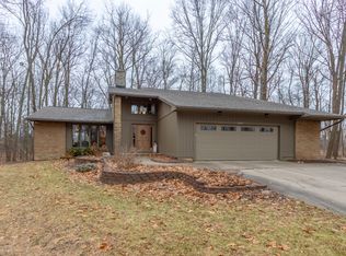 2039 Tamarack Dr, Okemos, MI