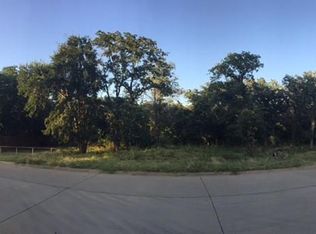 1556 Sea Breeze Ln, Azle, TX 76020