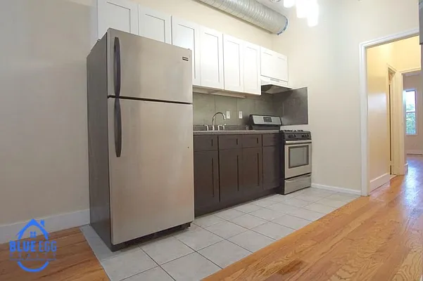 Rented by Blue Egg Realty Corp | media 43