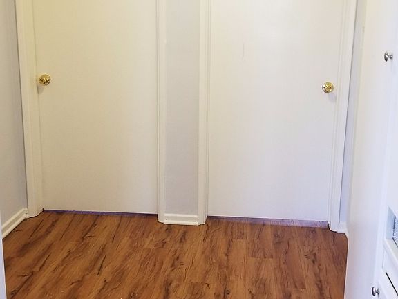 5th image of 821 Bridewell St APT A