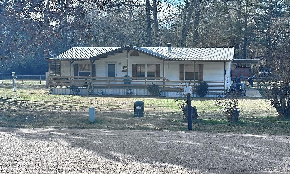 1st image of 40 Randy Dr