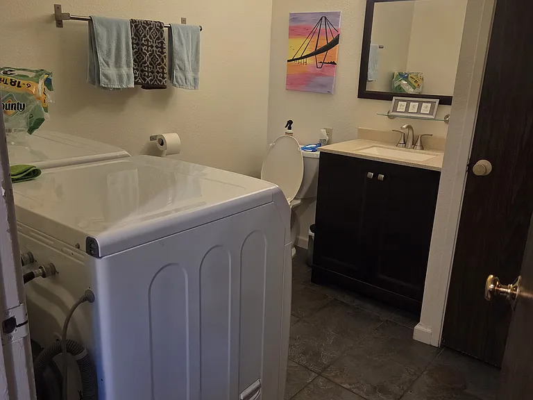 1569 Drake Dr — Photo 13