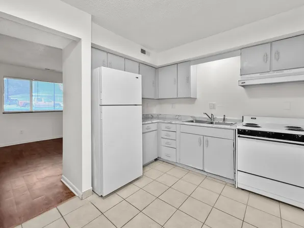 1218 SE Belmont Drive, 1218 SE Belmont Dr #8, Ankeny, IA 50021