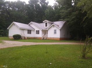 214 Walthall Rd, Jackson, GA 30233