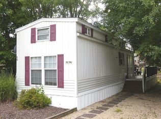 74 Fossil Cove Ln, Wilmington, IL