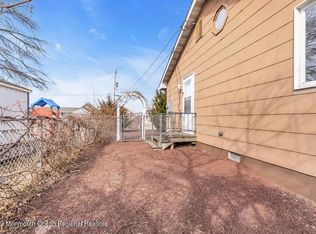 32 Longport Ave, Bayville, NJ 08721