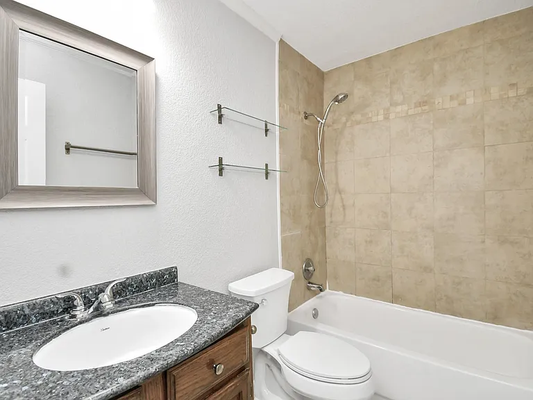 315 Muirwood Ln — Photo 20