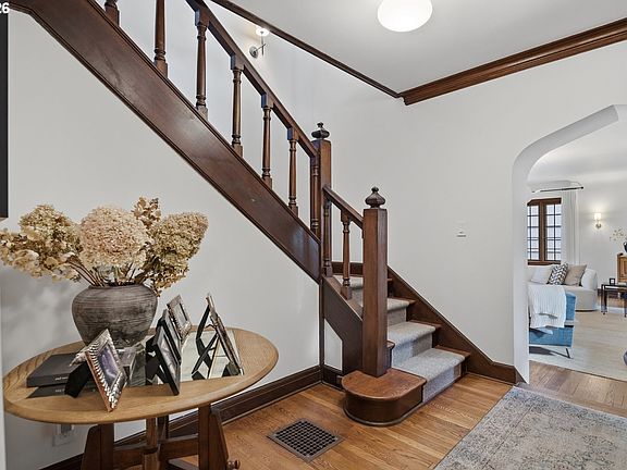 5th image of 2897 SW Rutland Ter