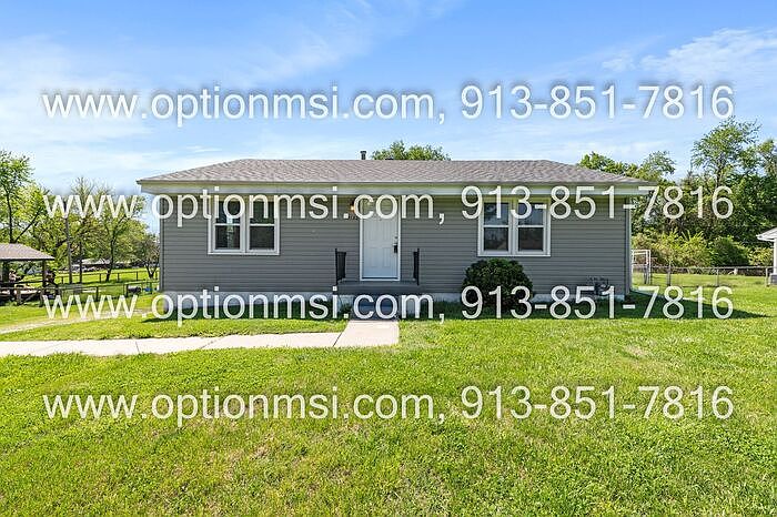1st image of 3132 N 85th Pl