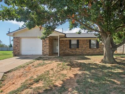 2412 S 30th St, Chickasha, OK, 73018