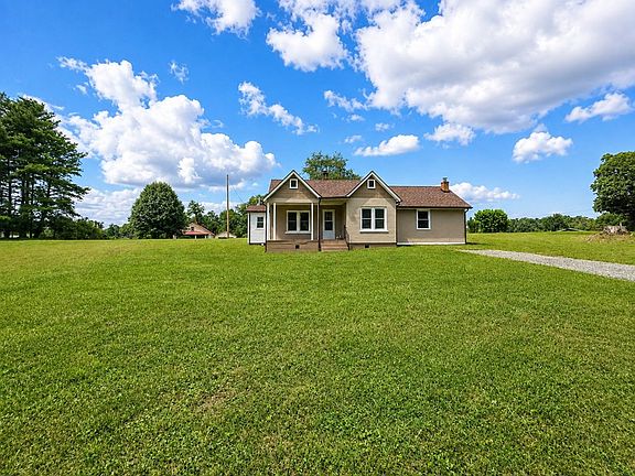 3rd image of 97 Robincrest Ln