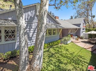 1444 N Bundy Dr, Los Angeles, CA 90049