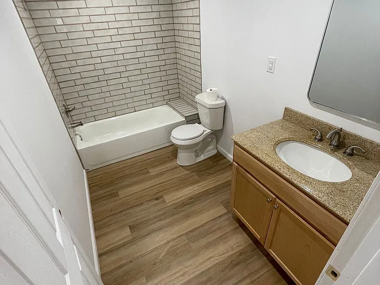 5412 York St #B — Photo 16
