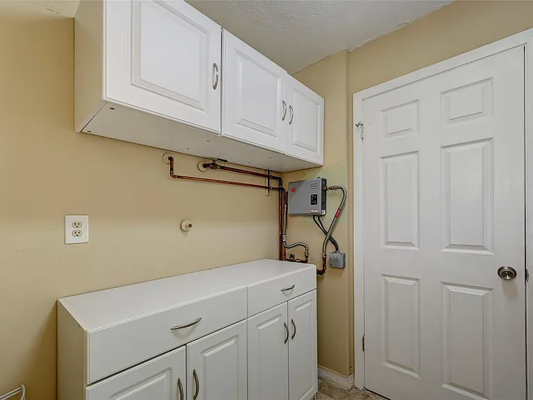 8760 Azalea Ct #203 — Photo 32