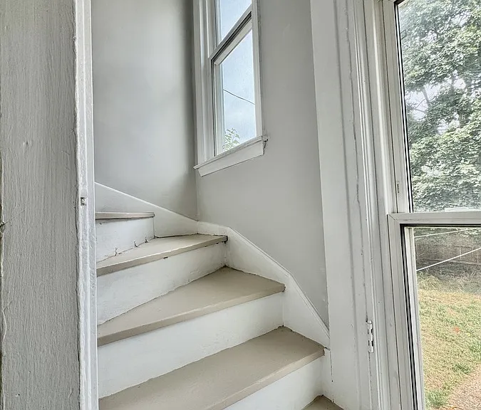 382 Pierre Ave #MAIN — Photo 26