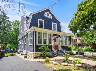 14 S Channing St, Elgin, IL 60120