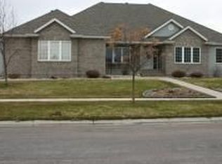 1008 46th Ave N, Fargo, ND 58102