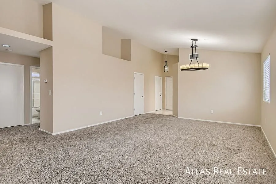 Single Story Home In Cul-De-Sac with RV Parking! — Photo 4