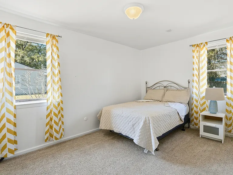 2222 Bacon Park Dr — Photo 25