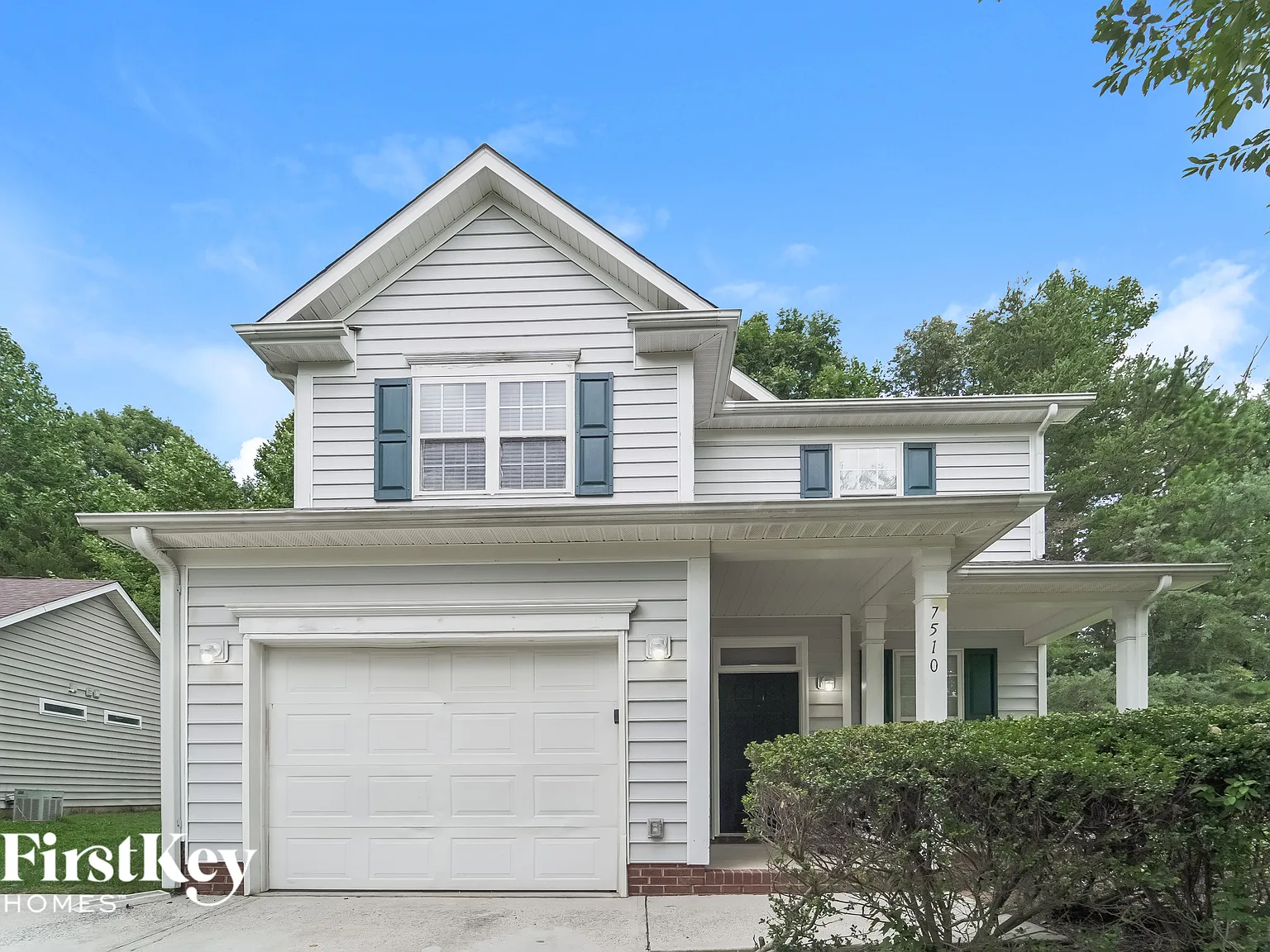 3 bed, 2.5 bath, 1446 sqft, $2,135 — Photo 2