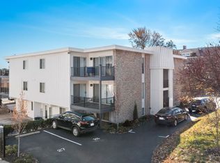 Willow Springs Apartments, Kansas City, MO 64111