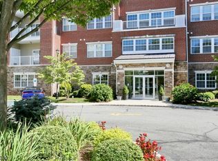8215 Warrens Way #215, Wanaque, NJ 07465