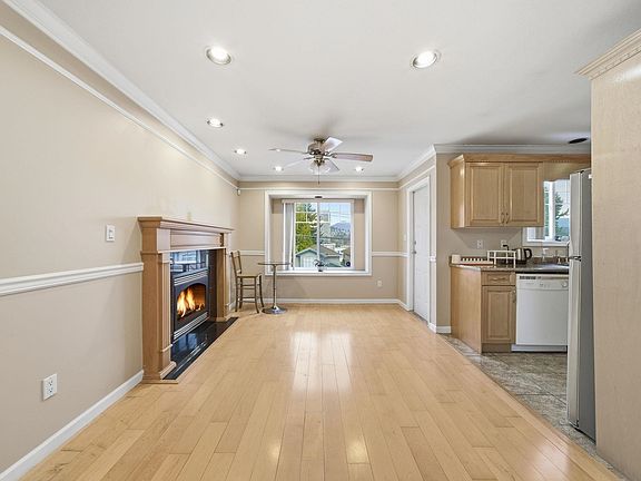 4th image of 5366 Manor St
