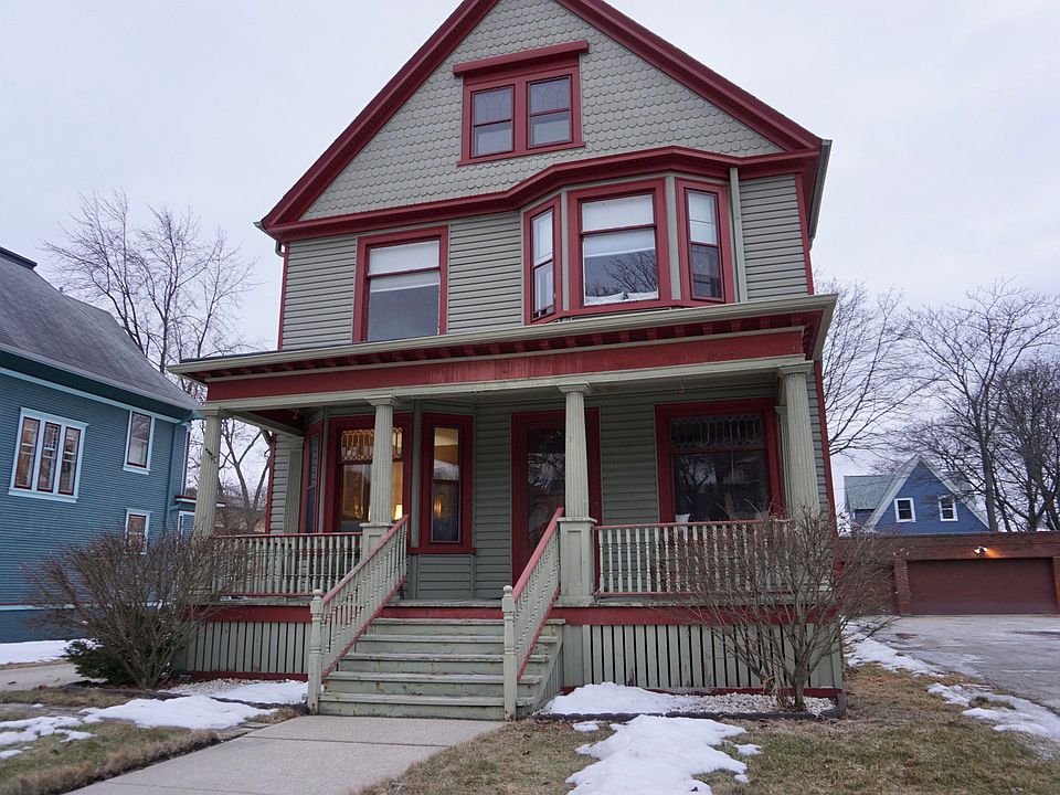 1st image of 2755 N Maryland Ave