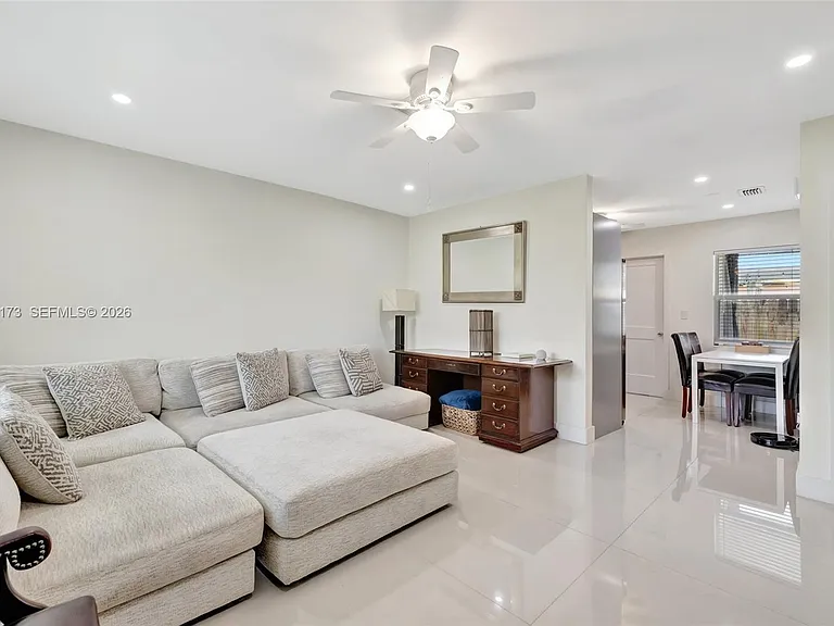 1500 SW 6th Ave #1500 — Photo 9
