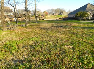 1900 Tennis Court Dr., Mabank, TX 75156