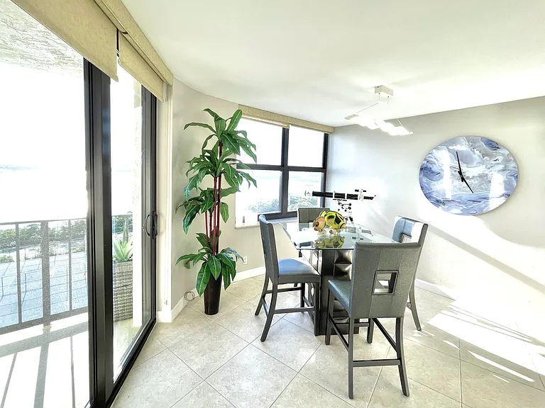 5420 N Ocean Dr #906 — Photo 15