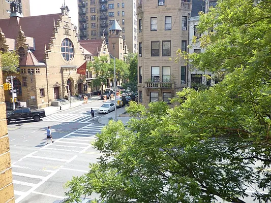 Rented by JK Dansar Corp | media 27